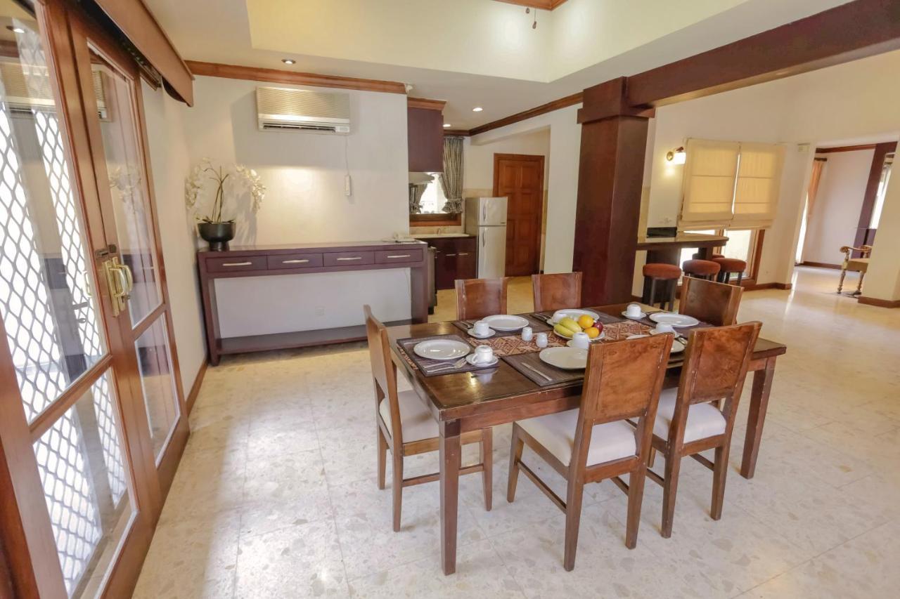 Whiz Prime Hotel Darmo Harapan Σουραμπάγια Εξωτερικό φωτογραφία