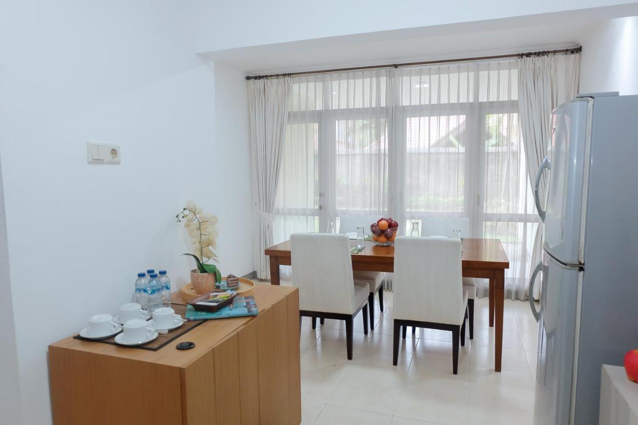 Whiz Prime Hotel Darmo Harapan Σουραμπάγια Εξωτερικό φωτογραφία